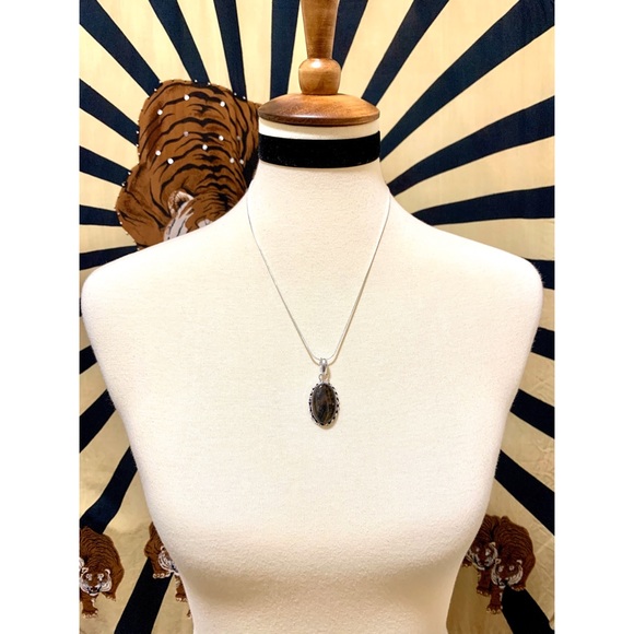 π Beautiful Tigers eye necklace - Picture 5 of 9
